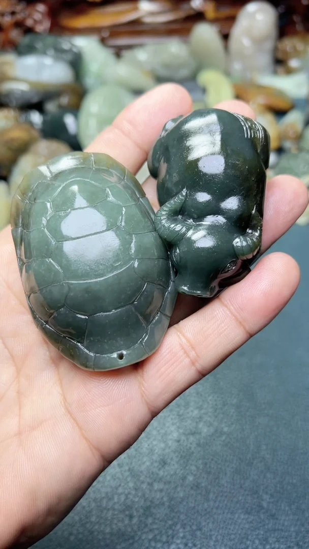 未镶嵌和田玉把件2