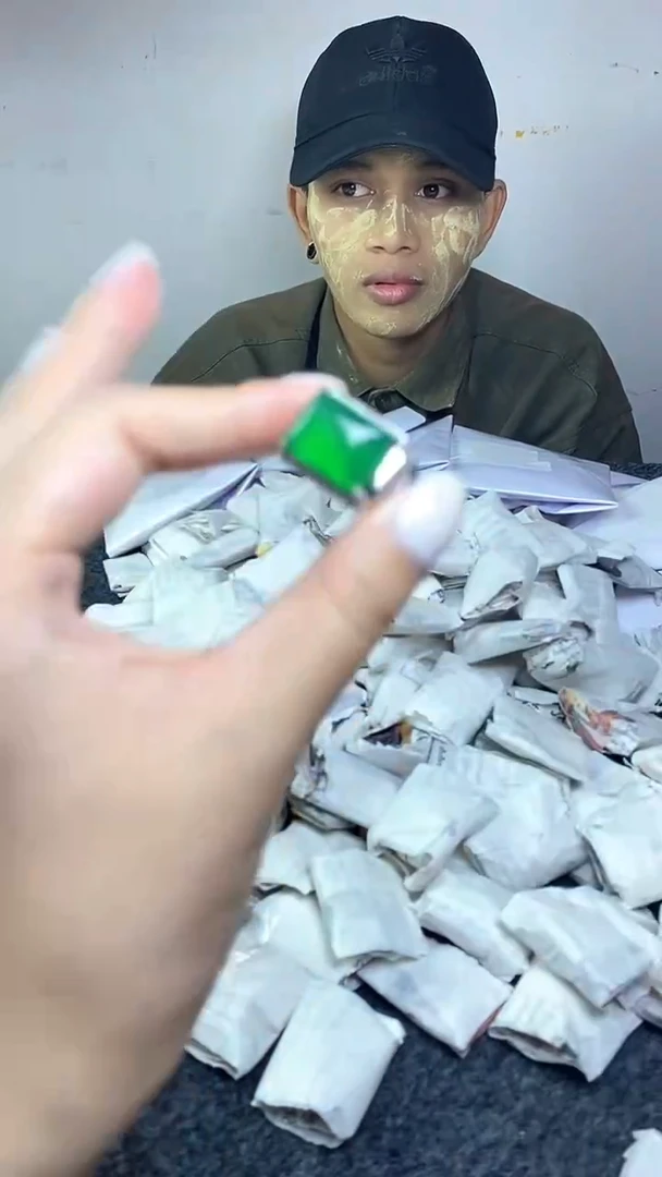 满色吊坠 所见即所得！