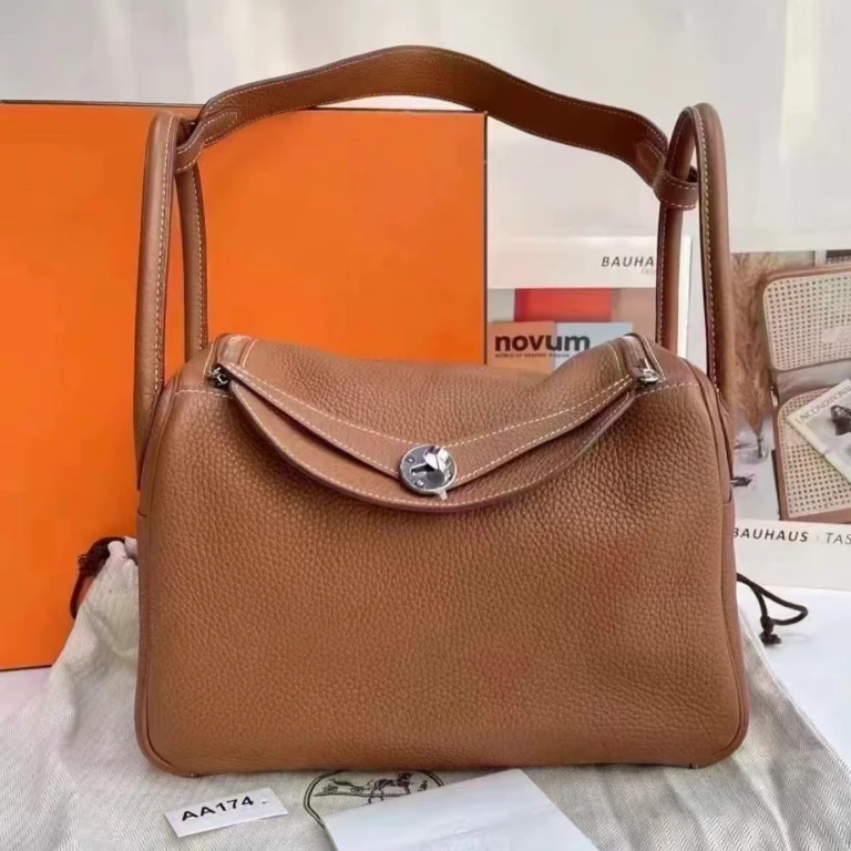 99新 Hermes/爱马仕 lindy30金棕银扣tc皮P单肩包