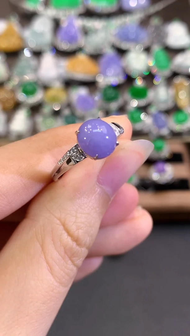 18K金镶嵌戒指翡翠B66 紫货有色差