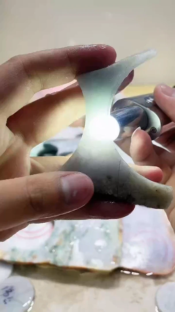 翡翠未镶嵌颈饰0蒙0翡翠珠宝413