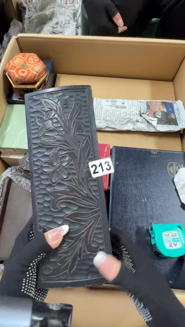 瓷片买**呢213中古商品谨慎参拍