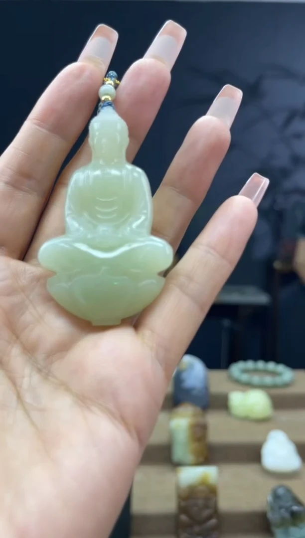 颈饰未镶嵌和田玉1