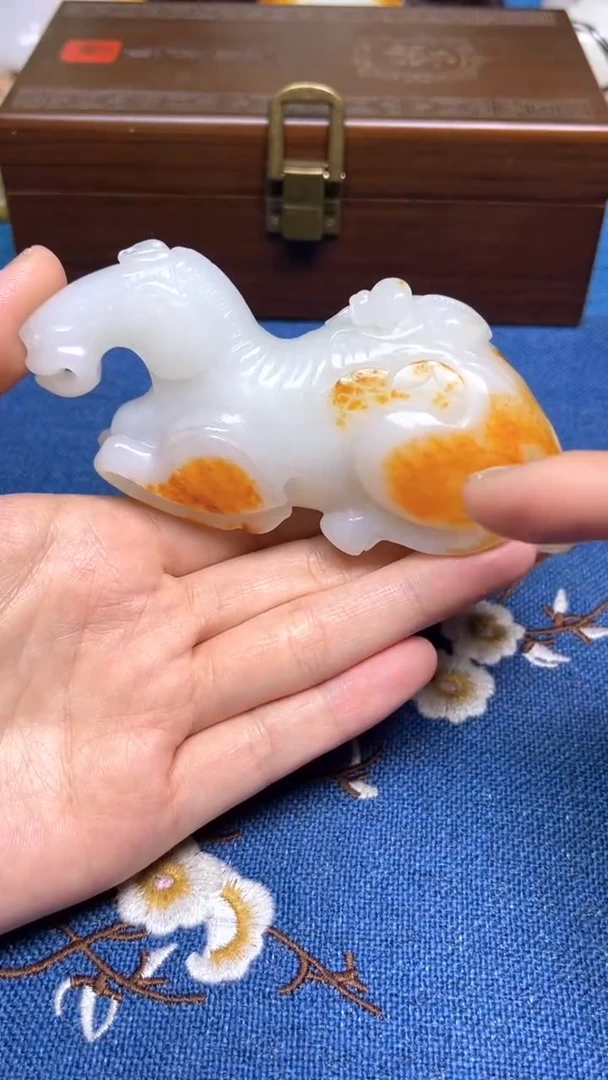 和田玉未镶嵌把件1