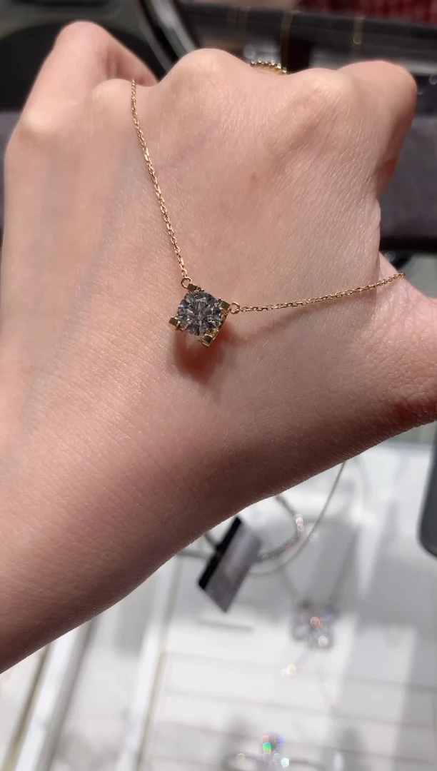 实验室培育钻石18K金镶嵌颈饰1克拉牛头项链 颜色备注