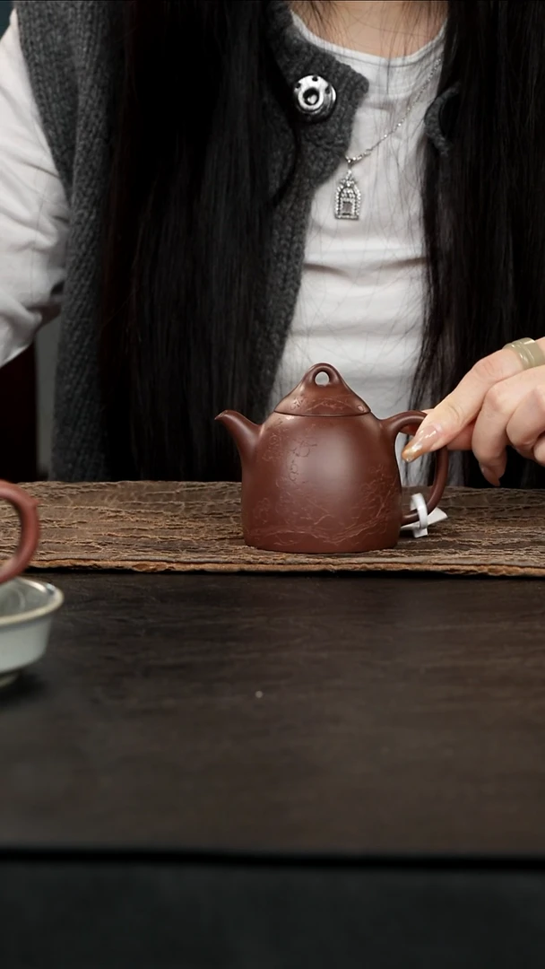 茶壶紫砂老紫泥子冶秦权刻绘170cc