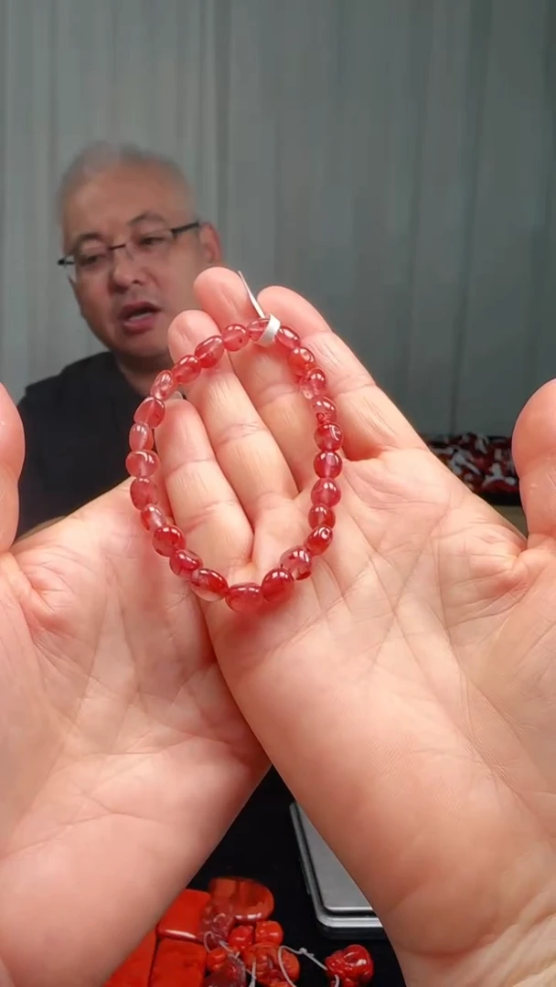 未镶嵌多样性发一件南红玛瑙7mm原矿九口随型手串13g