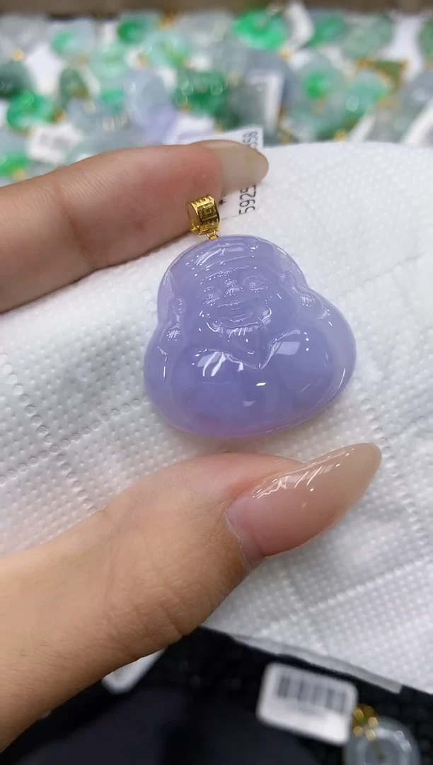 颈饰18K金镶嵌翡翠111111111111