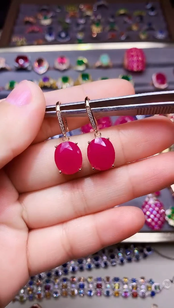 银S925镶嵌耳饰红宝石.....