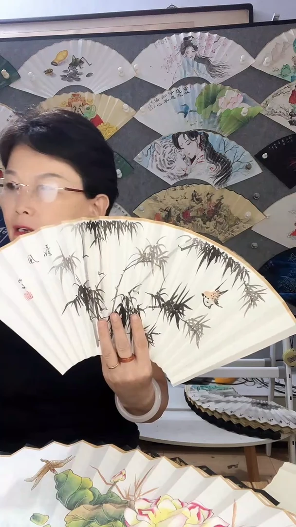 扇子妞*?九五寸十八方玉竹折扇  扇面