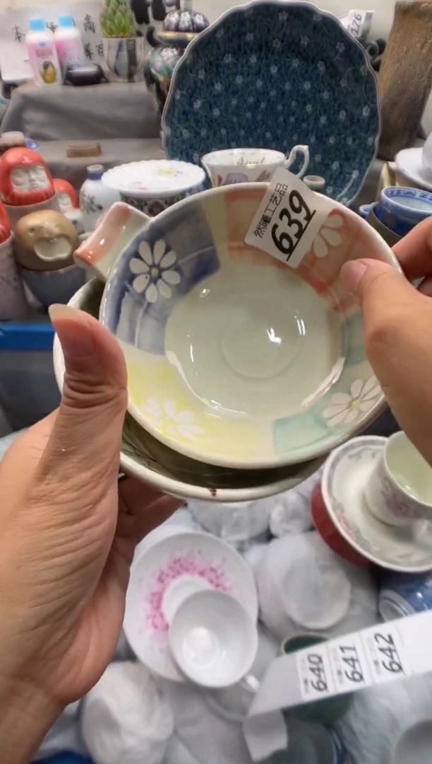 瓷片闲*人639