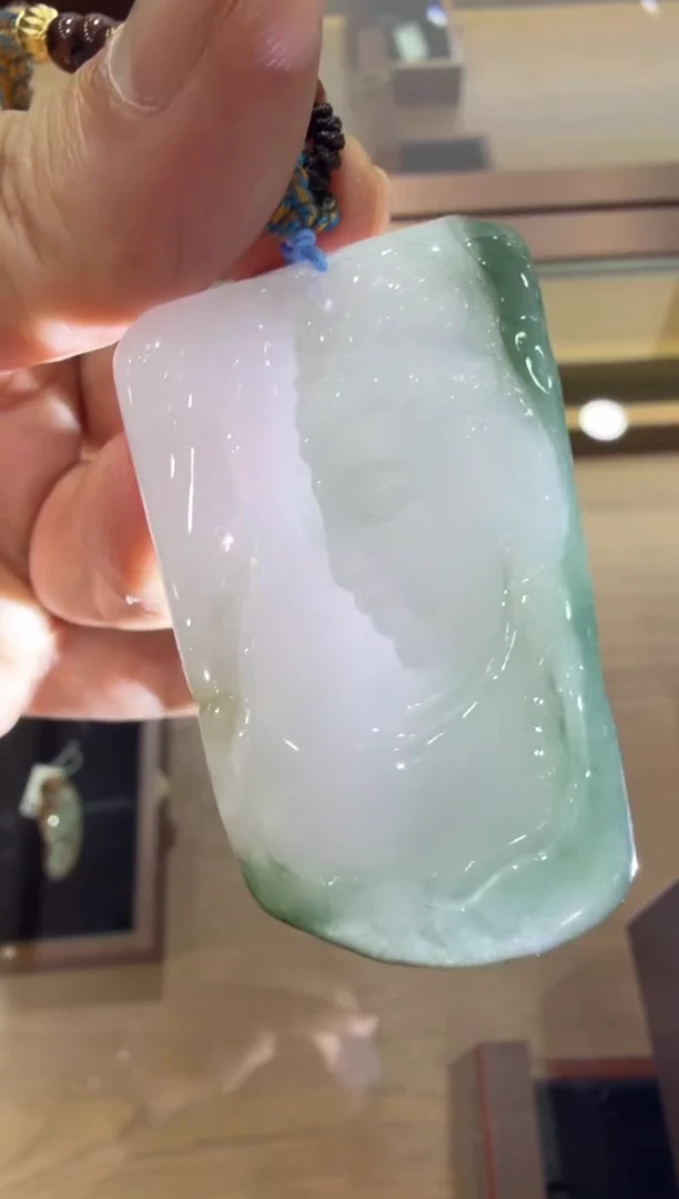 未镶嵌挂件翡翠A货翡翠孤品国雕谢林工