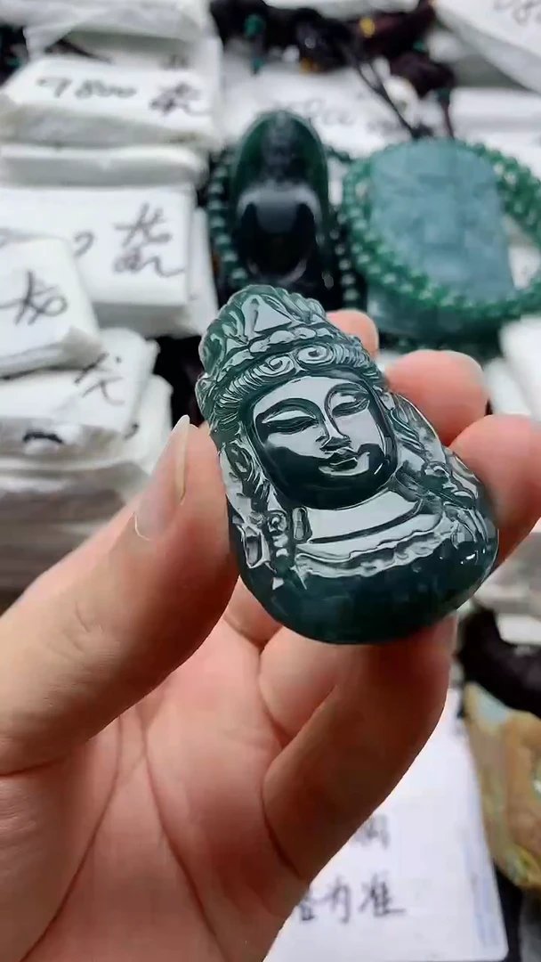 翡翠未镶嵌颈饰88888888