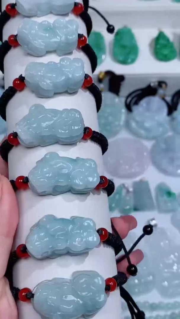 翡翠未镶嵌颈饰手绳吊坠团购多样性发一件