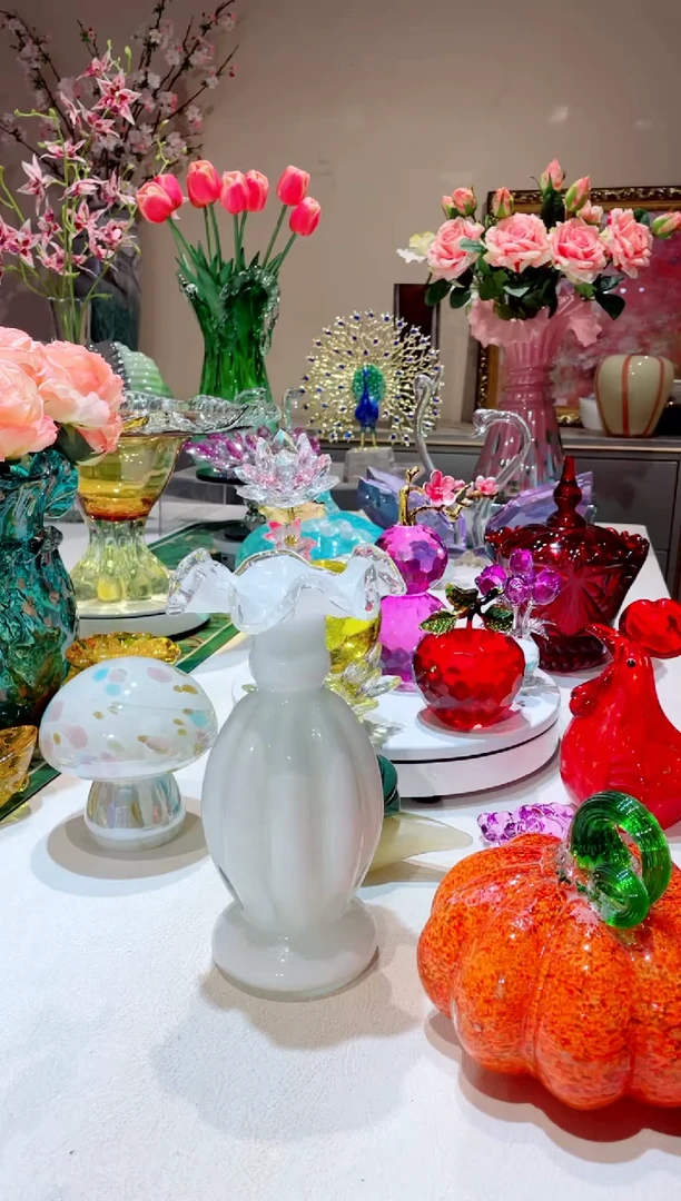 【闪购商品】琉璃手工艺品白色罗马柱花瓶 微瑕