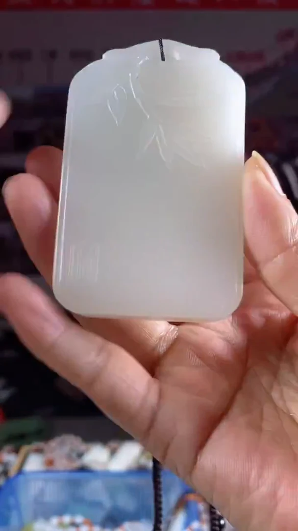 天然玉石未镶嵌颈饰
