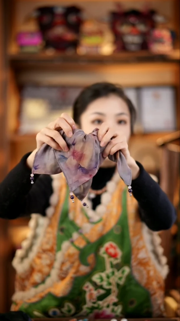 刺绣私人定制苗族手工Z385