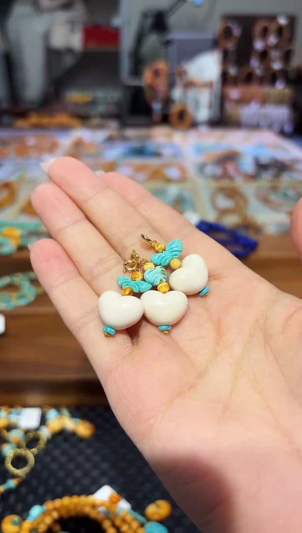 【闪购商品】绿松石珠宝奇石未镶嵌滴溜多样发其一