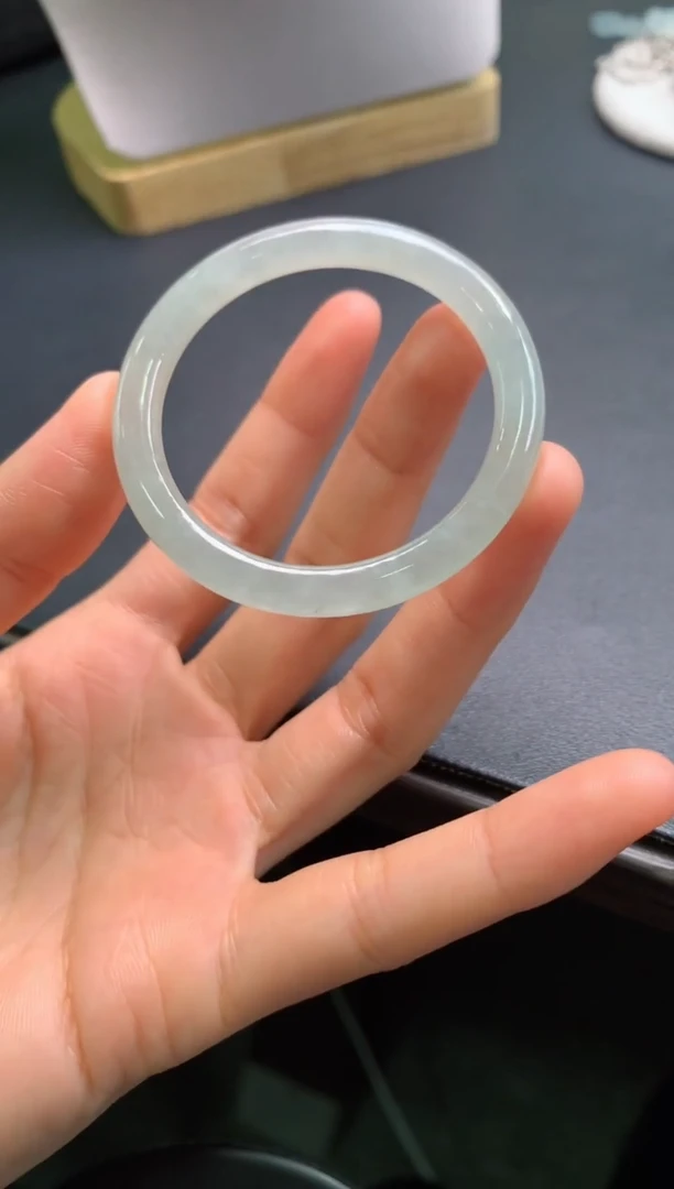 未镶嵌定制翡翠0567472961（43*5.4*5.9）