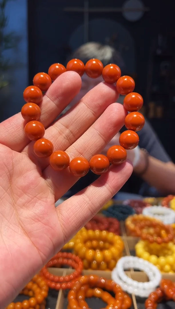 未镶嵌手串南红玛瑙12+单圈