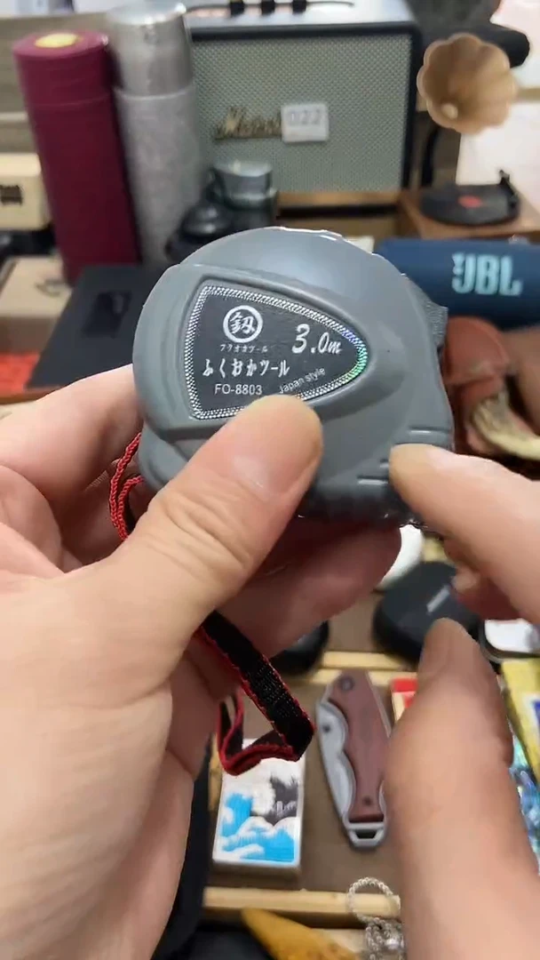 瓷片闪购商品  如图所示