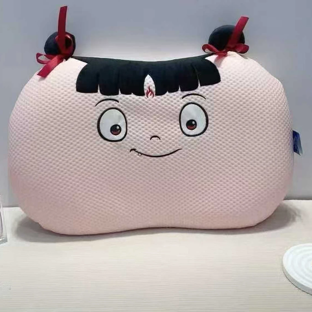 哪吒记忆棉枕两用可拆卸