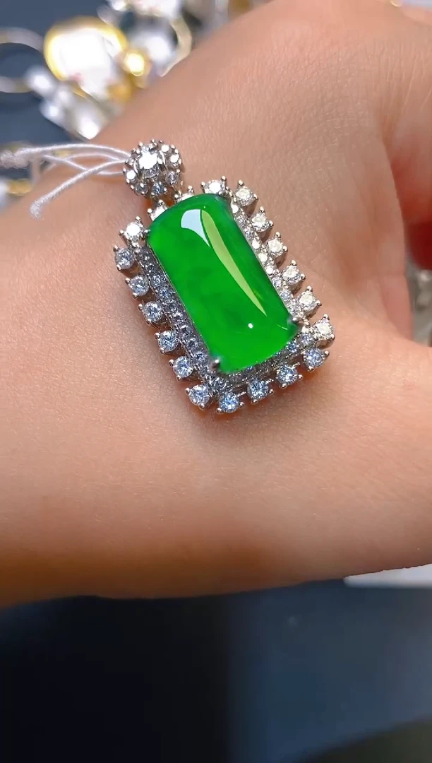 【闪购商品】翡翠耳饰银S925镶嵌天然A货翡翠1