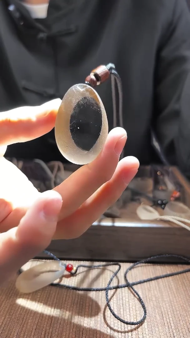 未镶嵌吊坠(赠链)水晶水晶