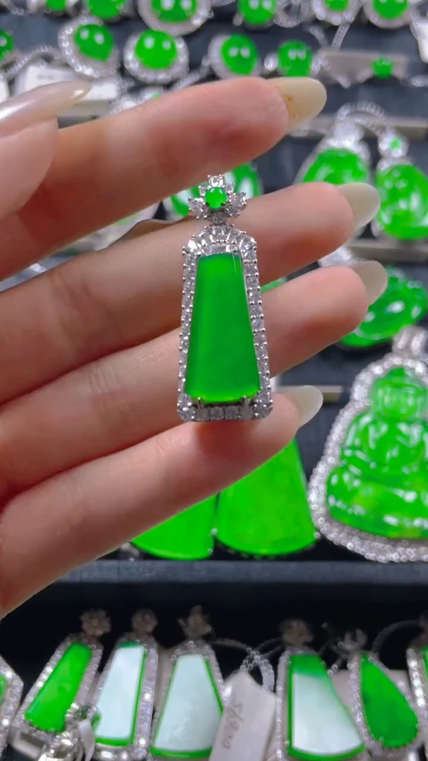 颈饰银S925镶嵌翡翠11