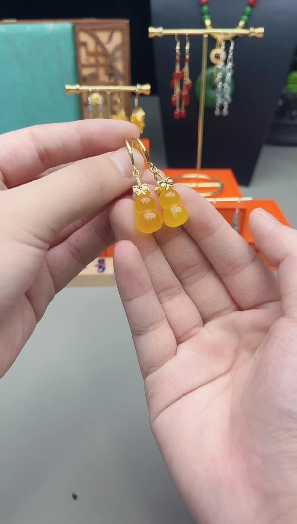 未镶嵌耳饰玛瑙/玉髓333000