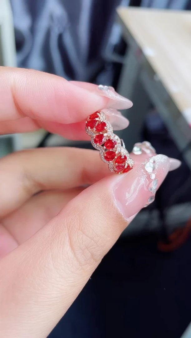 【闪购商品】彩色蓝宝石戒指银S925镶嵌戒指
