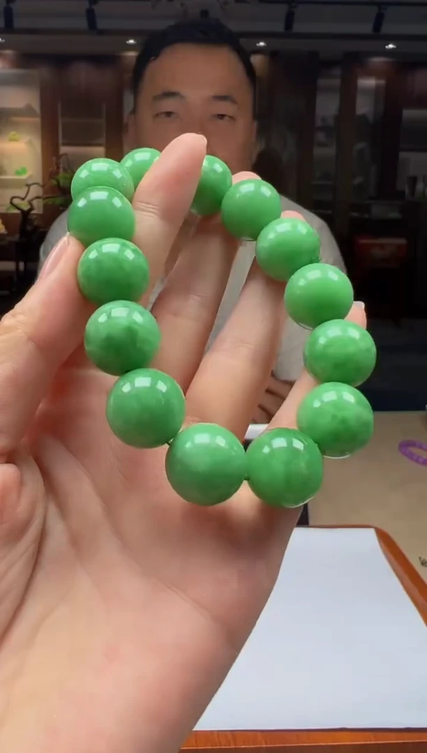 翡翠未镶嵌颈饰YY2025-8-1-12