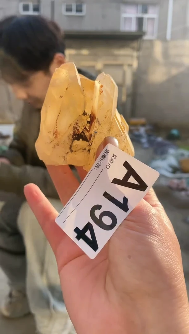 【闪购商品】水晶摆件未镶嵌水晶   194