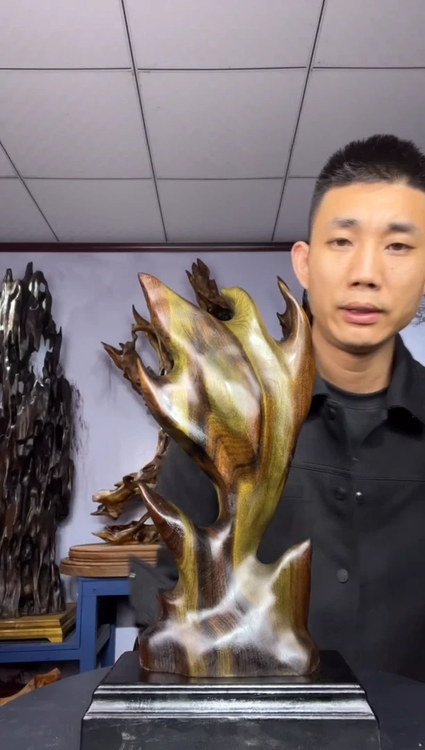 金丝楠木头款屏****人金丝楠木工艺品摆件