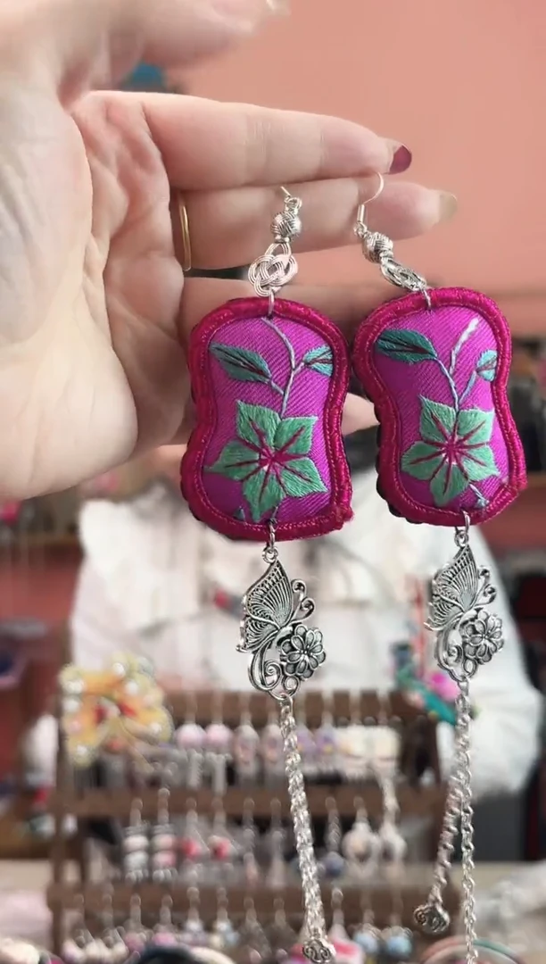 织绣艺枝独绣手工饰品58