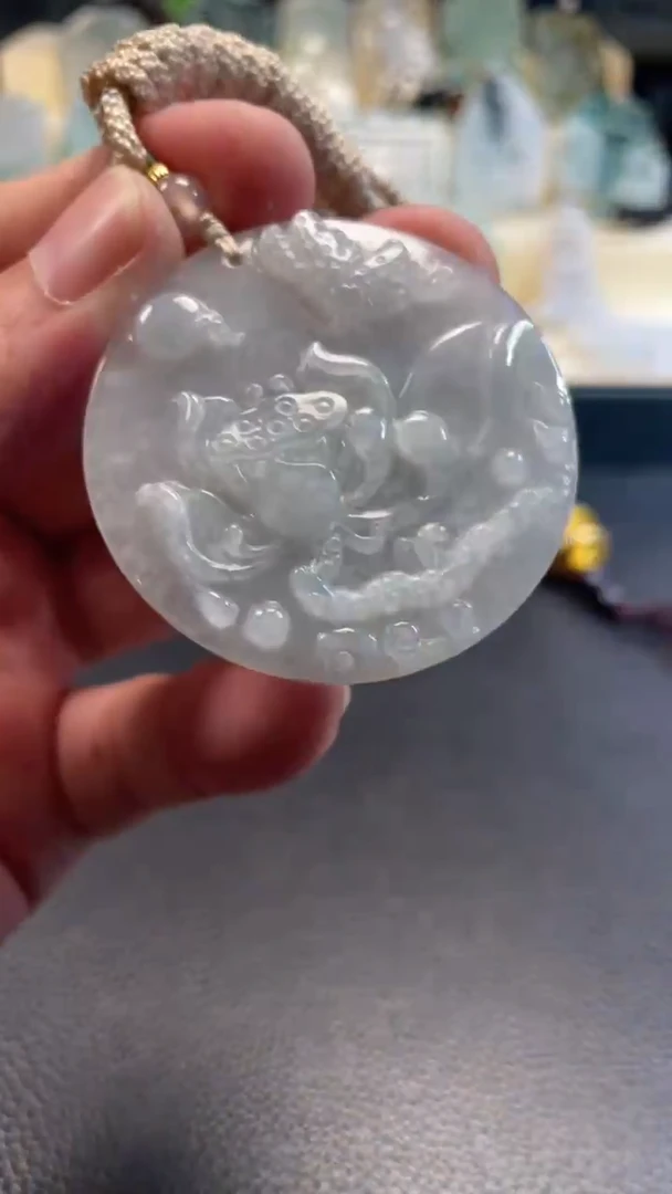 颈饰未镶嵌翡翠10/25/136