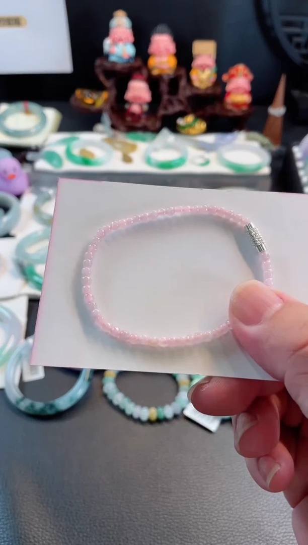 翡翠手镯未镶嵌6有纹裂