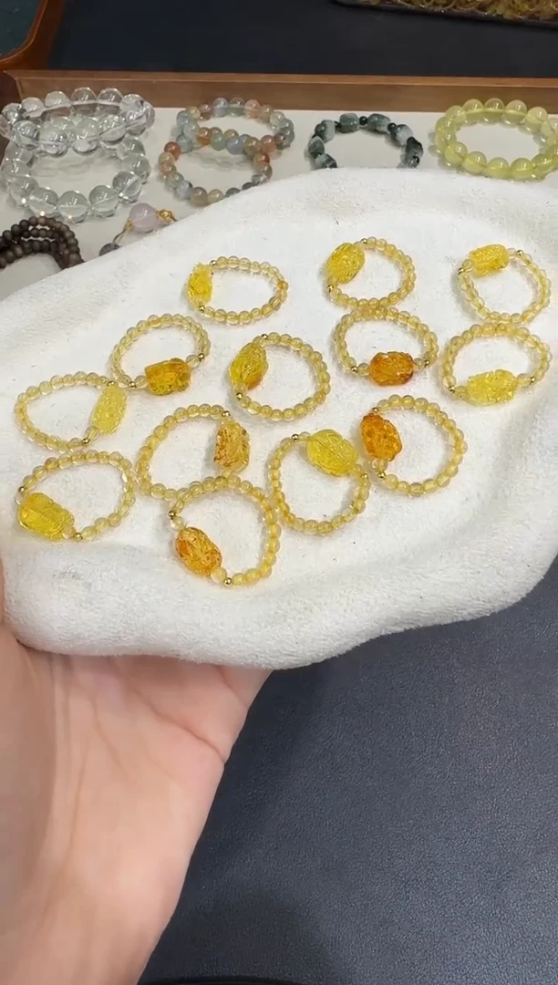 琥珀未镶嵌戒指X0603-1195-500多样性一件