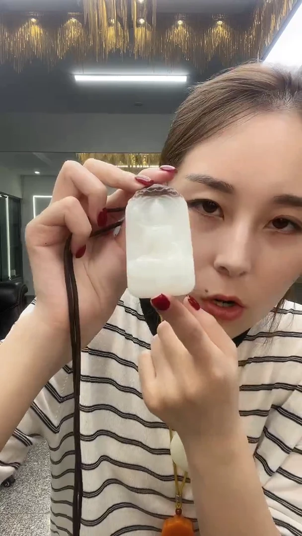 上圆糖坐观音吊坠多样性发货一件