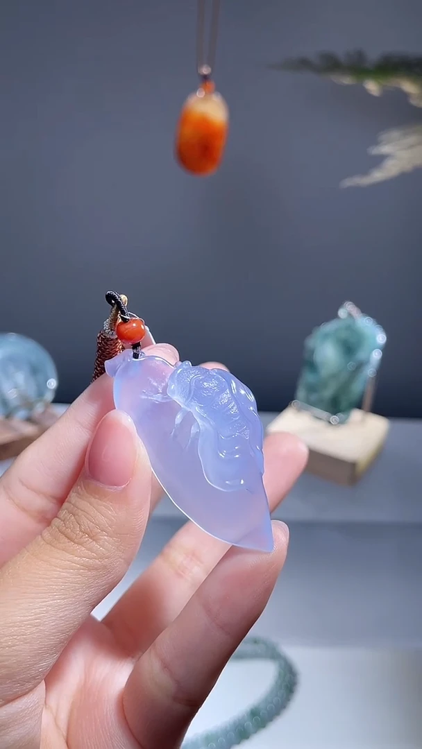 未镶嵌颈饰玛瑙/玉髓挂件