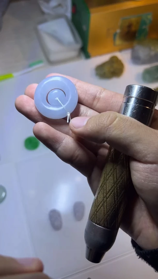 未镶嵌定制翡翠挂件