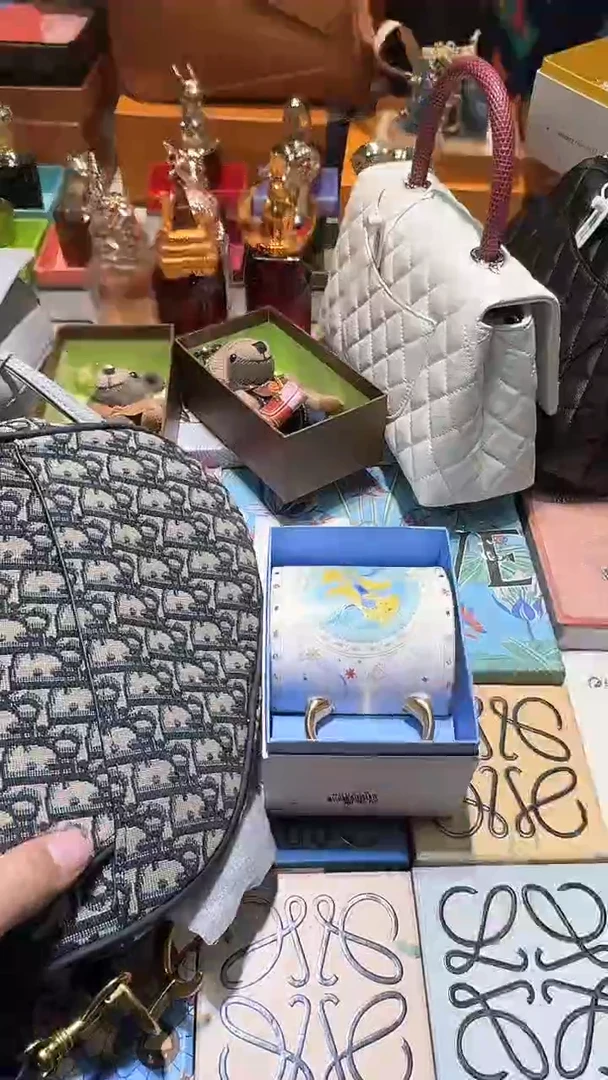 【闪购商品】瓷片11111111111111