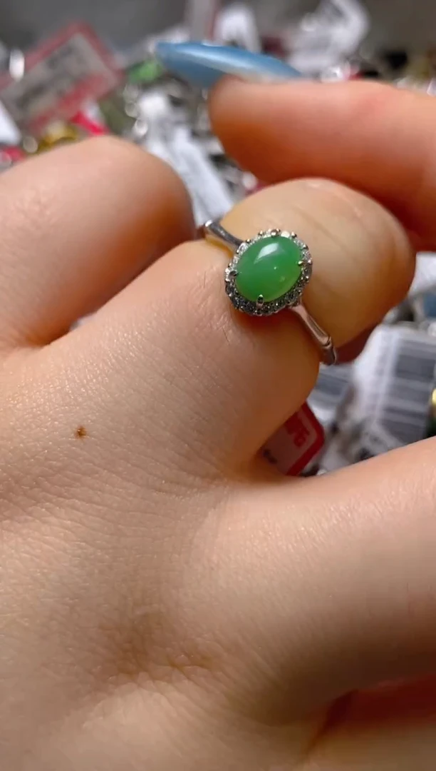 银S925镶嵌戒指翡翠百内无证书