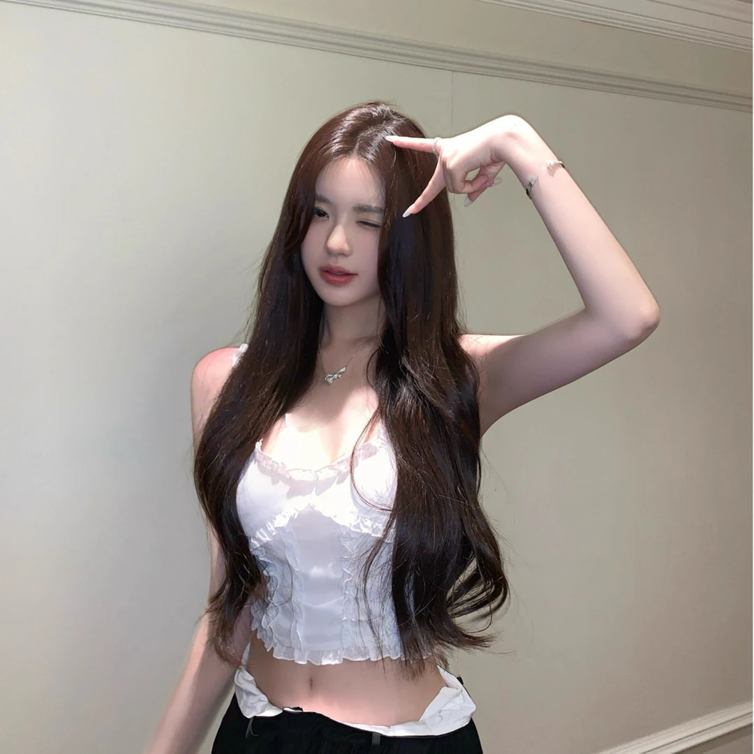 【OOTD穿搭】美式辣妹2025夏季新款甜美雪纺白花边吊带配休闲裤套装