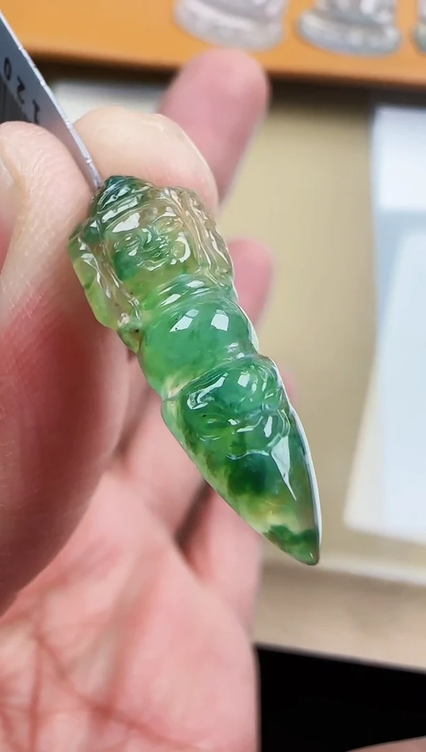 【闪购商品】翡翠颈饰未镶嵌翡翠