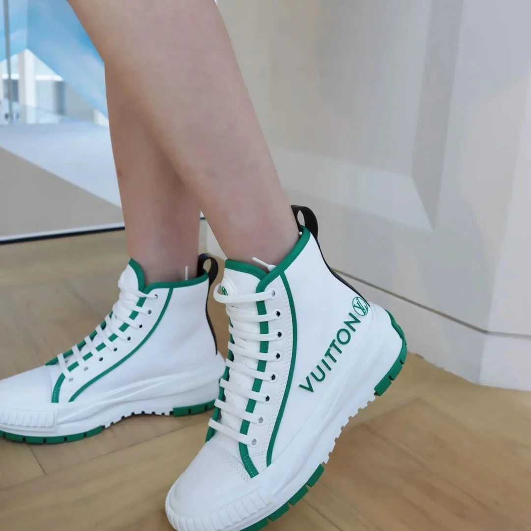 全新未使用 LouisVuitton/路易威登 LV 女士高帮帆布鞋Wcs30092