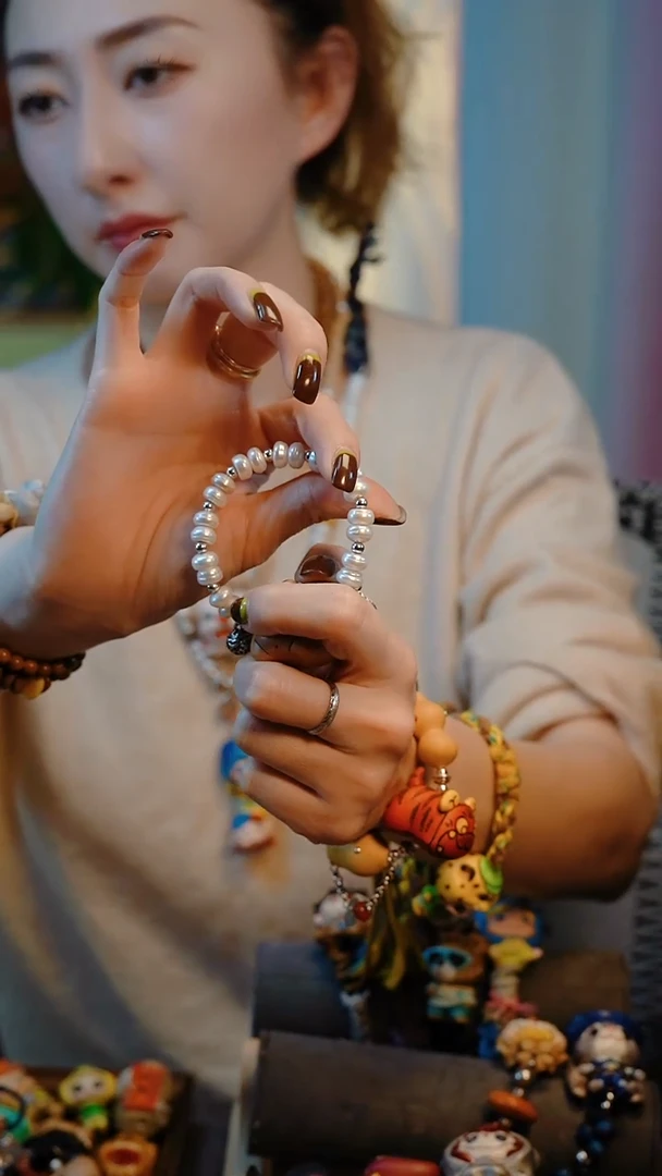 非金属无美****。美少女