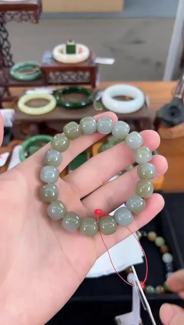 未镶嵌手串和田玉卡12吐拉牧场带糖 老型