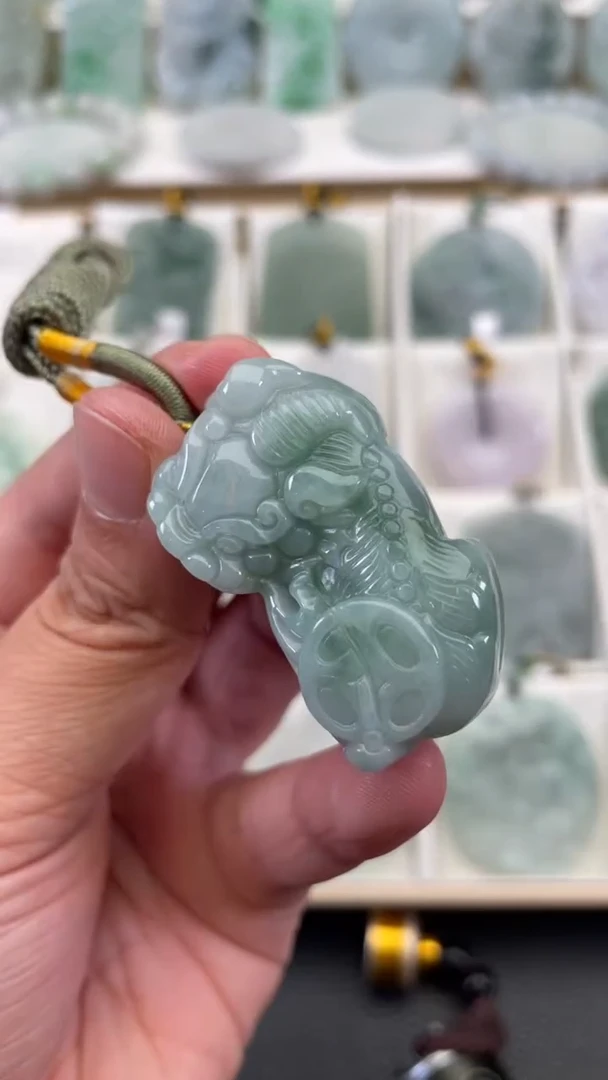 颈饰未镶嵌翡翠天然缅甸翡翠A货332