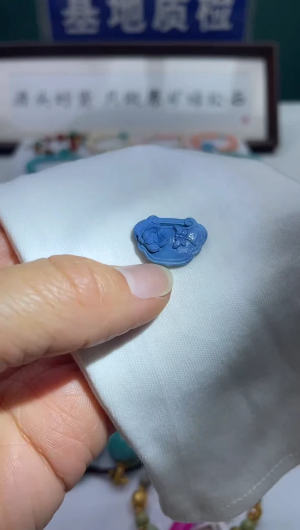 未镶嵌绿松石珠宝奇石60